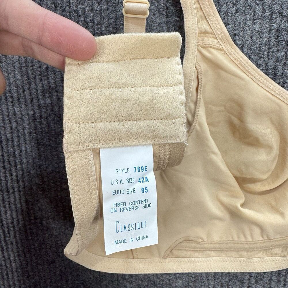 Classique Post Mastectomy Bra 42A Beige Wireless Superior Shaping Pockets 769E - Picture 3 of 7